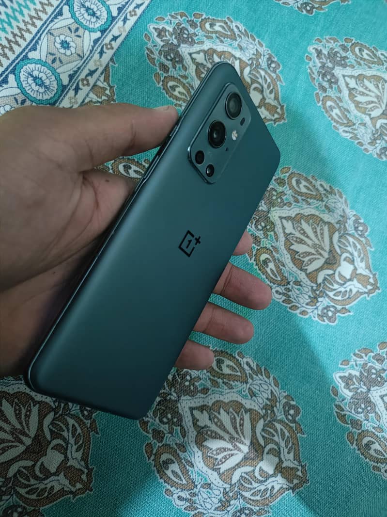 One Plus 9 Pro 7