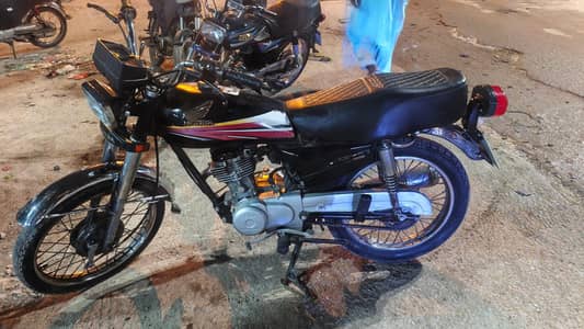 Honda 125 1997 Lahore registered