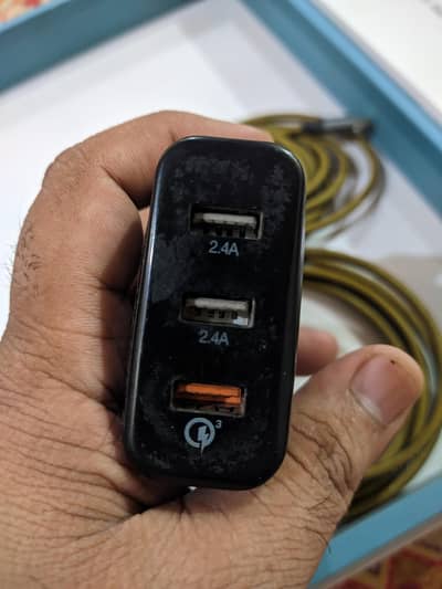 usb. fast charging adapter with 2 c to c cables