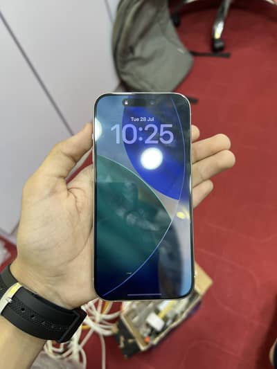 Apple iPhone 15 Pro
