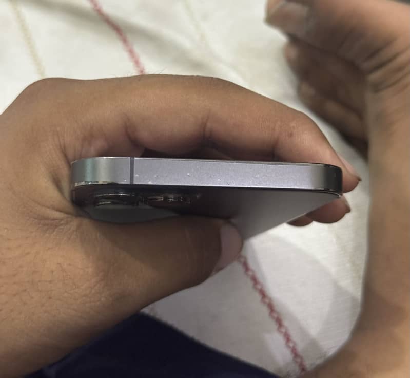 Apple iPhone 12 Pro 3