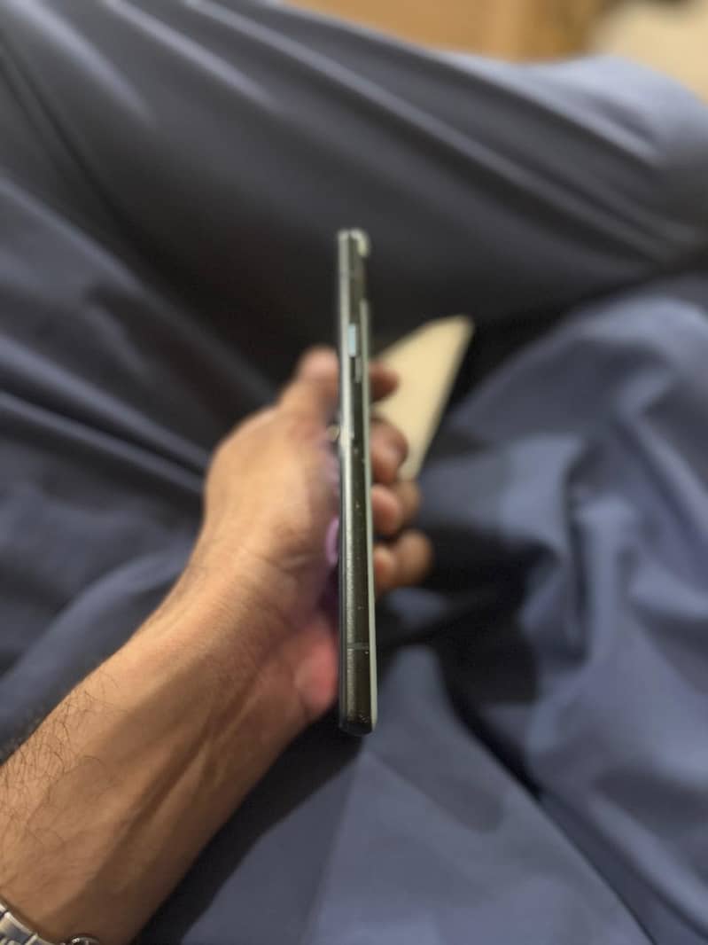 Google Pixel 6a 5
