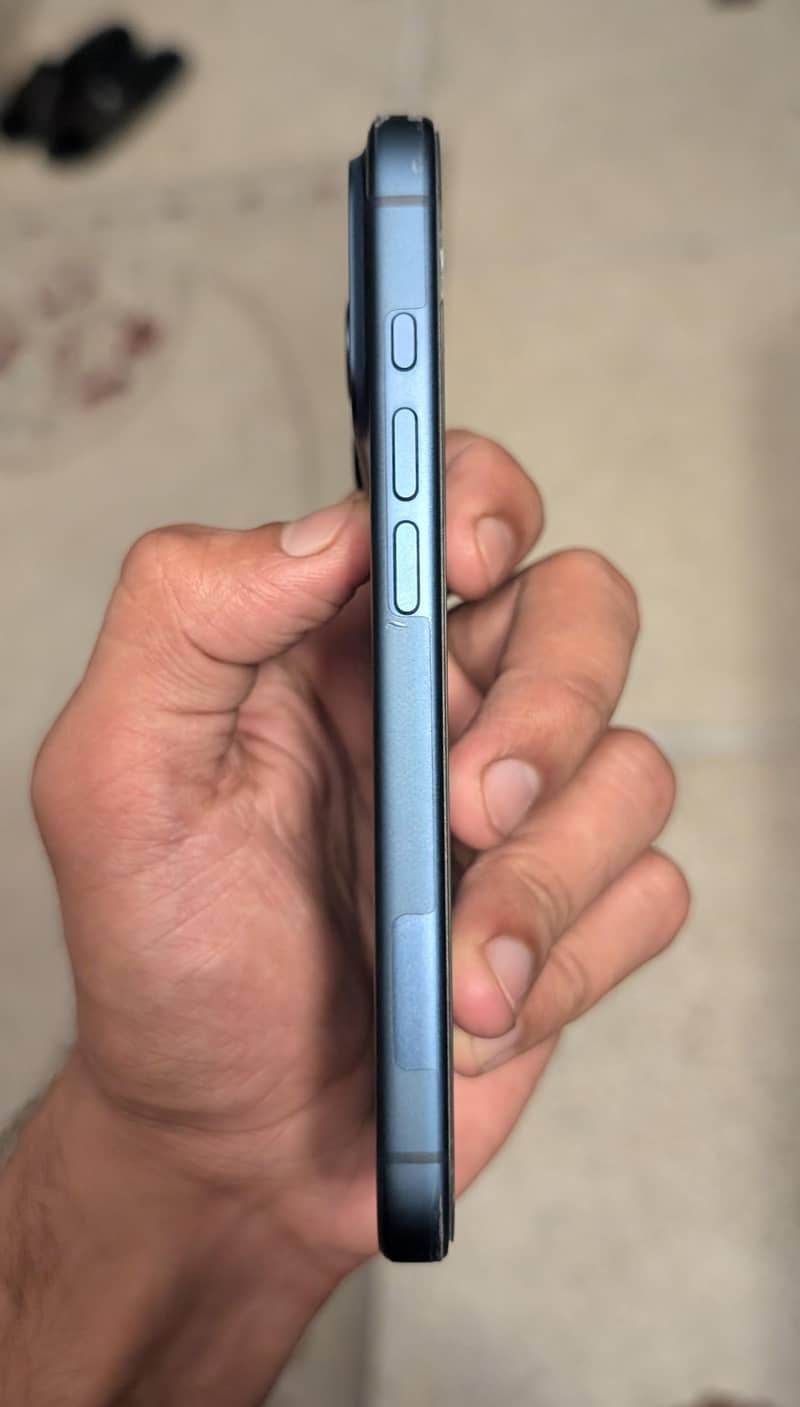 Apple iPhone 17 Pro 3