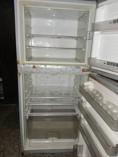 Dawlance Refrigerator for sale.