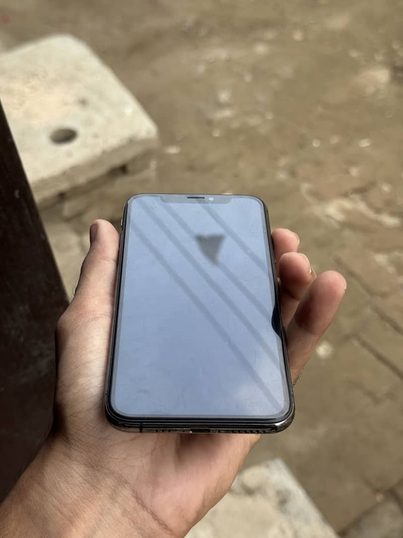 Apple iPhone XS 2