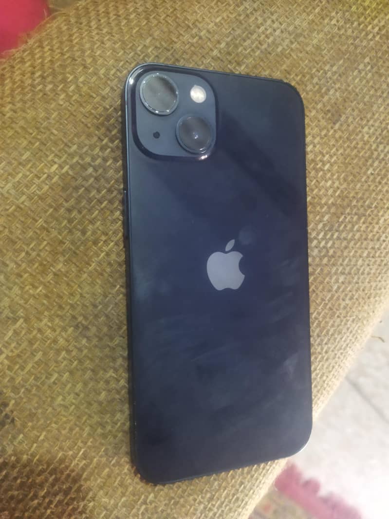 Apple iPhone 13 0