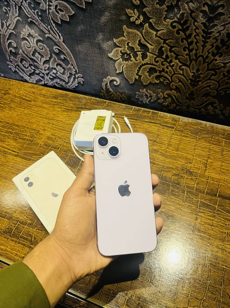 Apple iPhone 14 0