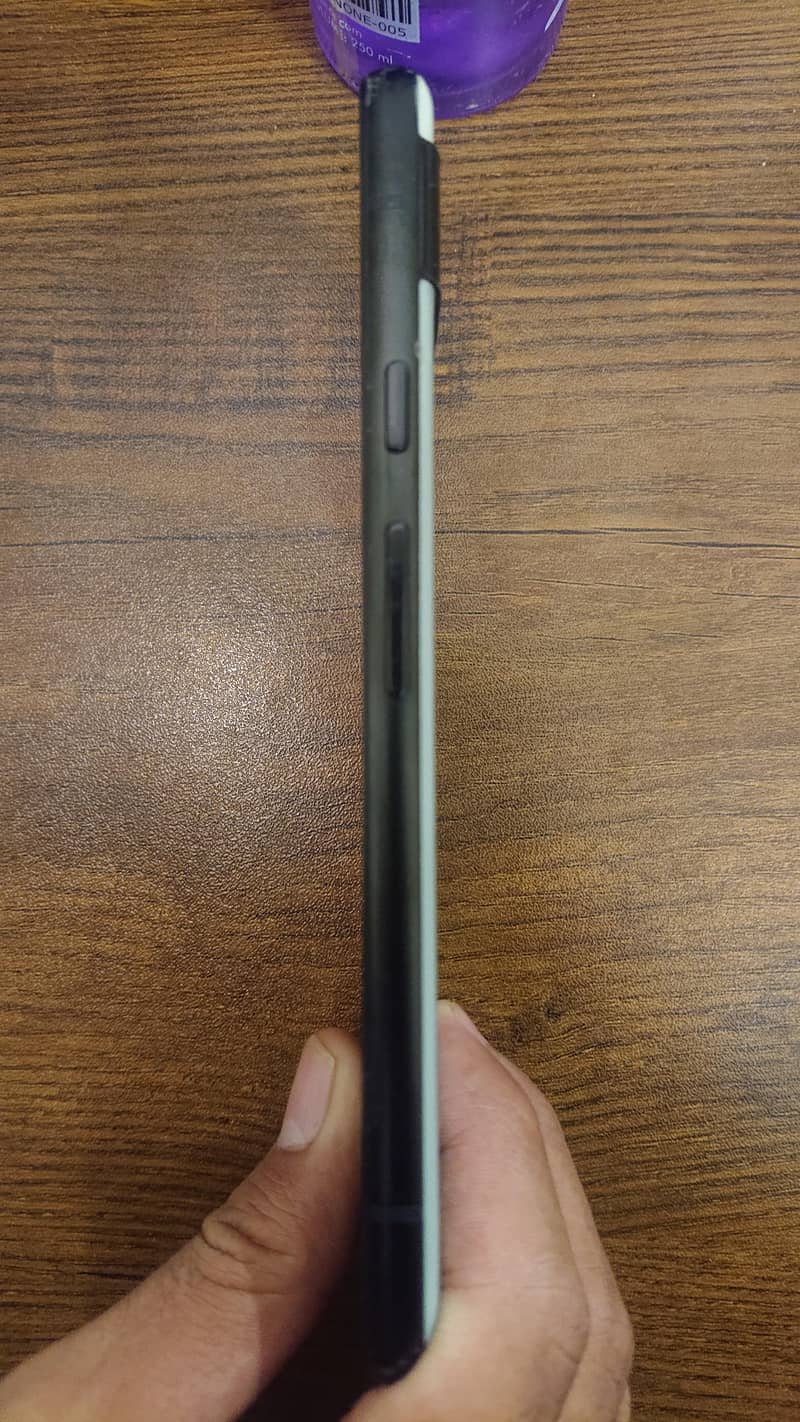 Google Pixel 6a 4