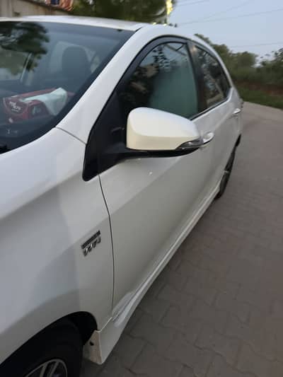 Toyota Altis Grande 2017