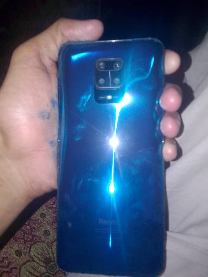 Xiaomi Redmi Note 9S 0