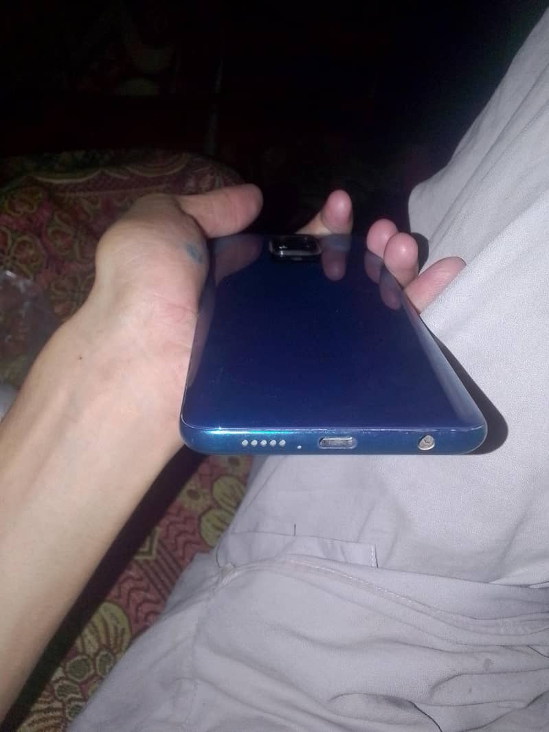 Xiaomi Redmi Note 9S 6