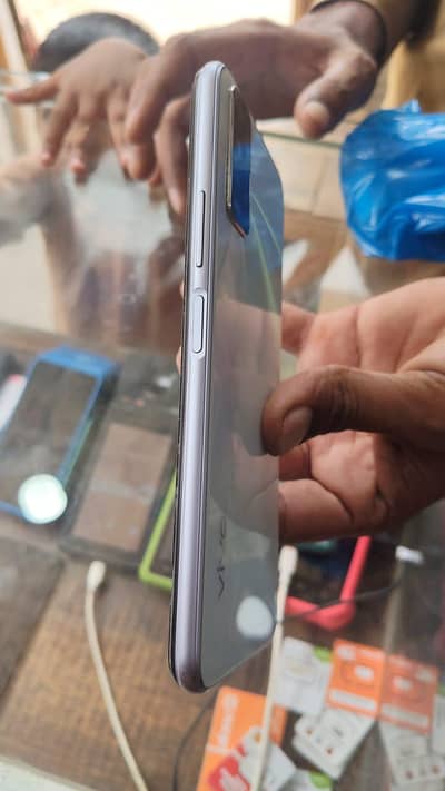 Vivo Y20