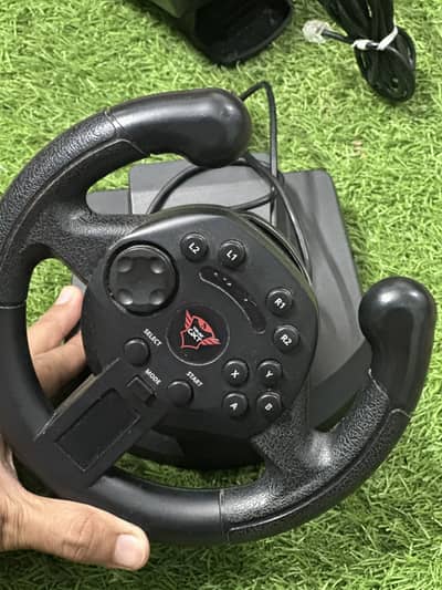 GXT 570 Kengo Compact Vibration Racing Wheel 21684