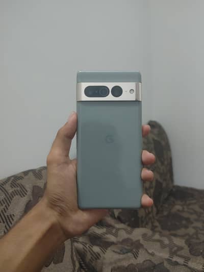 Google Pixel 7 Pro | PTA Approved | Android 17 | 12GB/128GB | 10/10