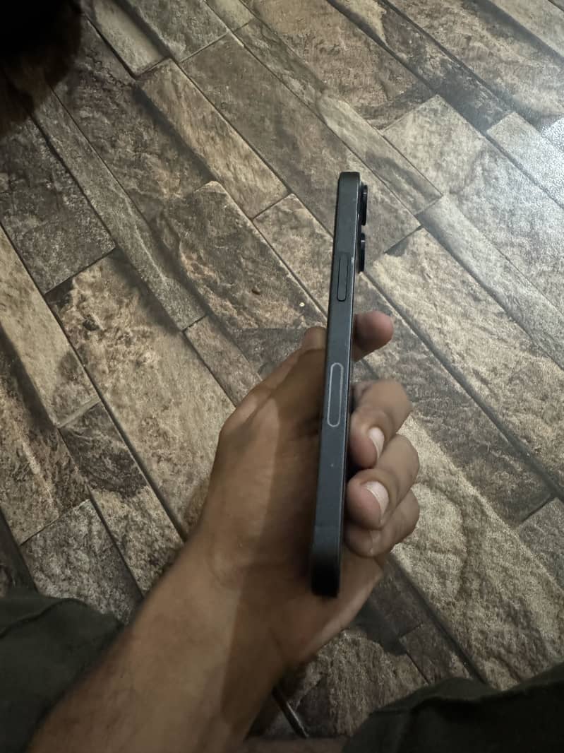 Iphone 13 3
