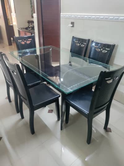 6 Seater Glass Top Dining Table with 6 Chairs – Excellent Condition