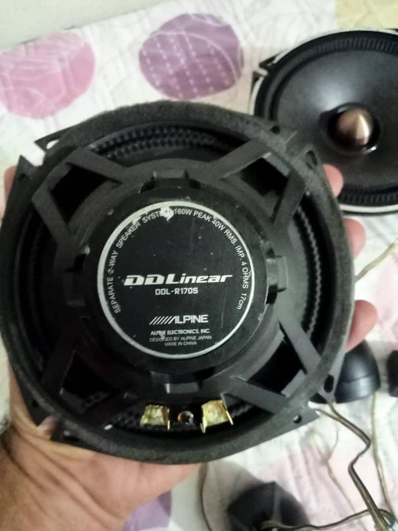 Components speakers 6