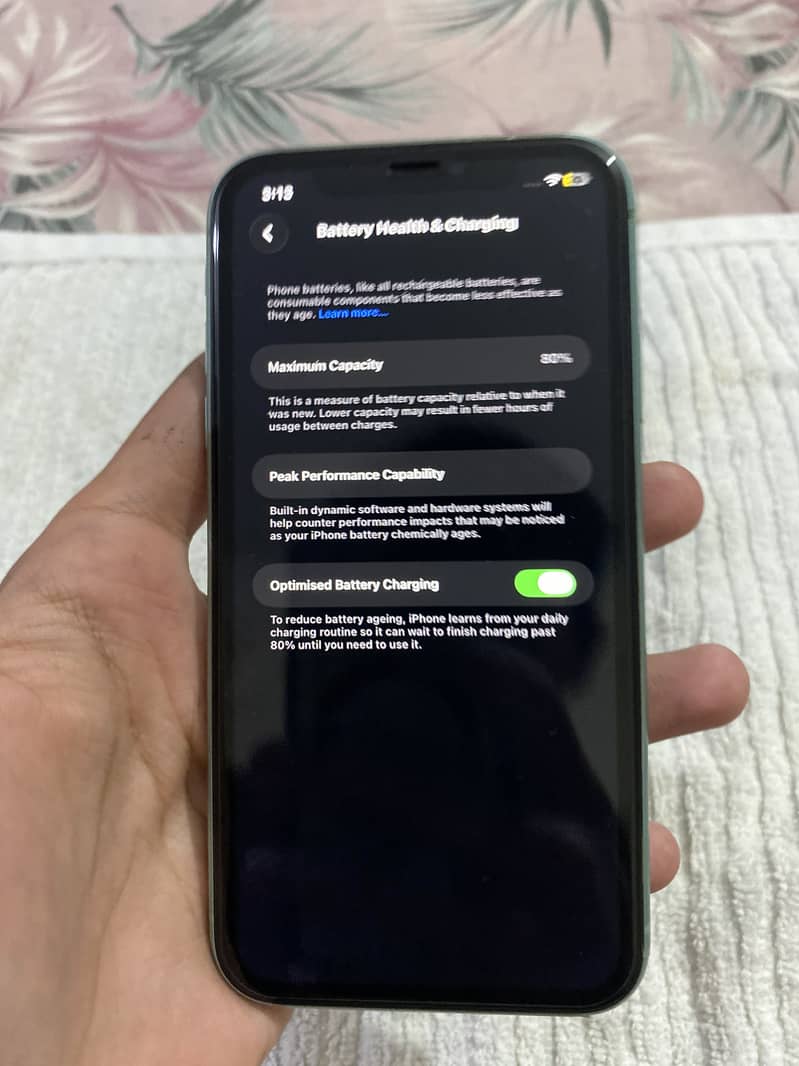 Apple iPhone 11 7