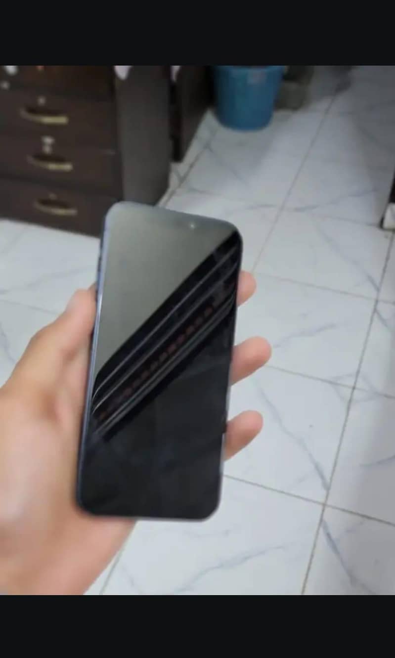 Apple iPhone 12 2