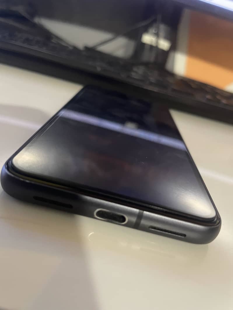 Google Pixel 8 2