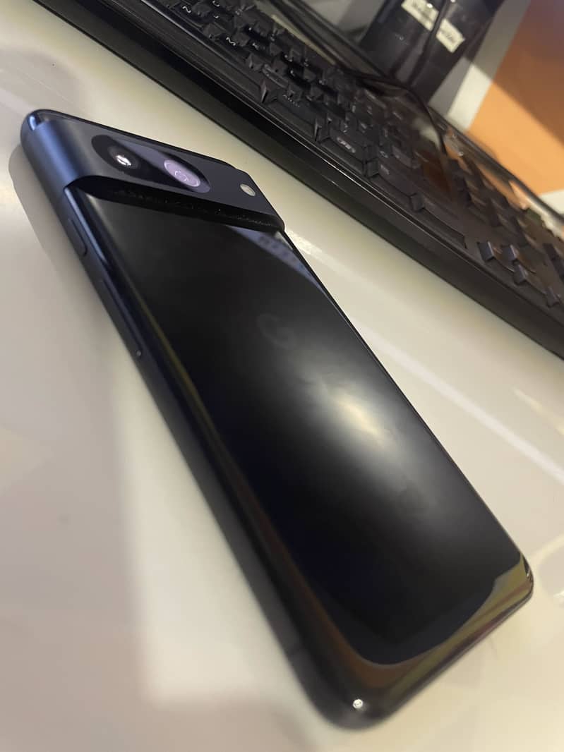 Google Pixel 8 5