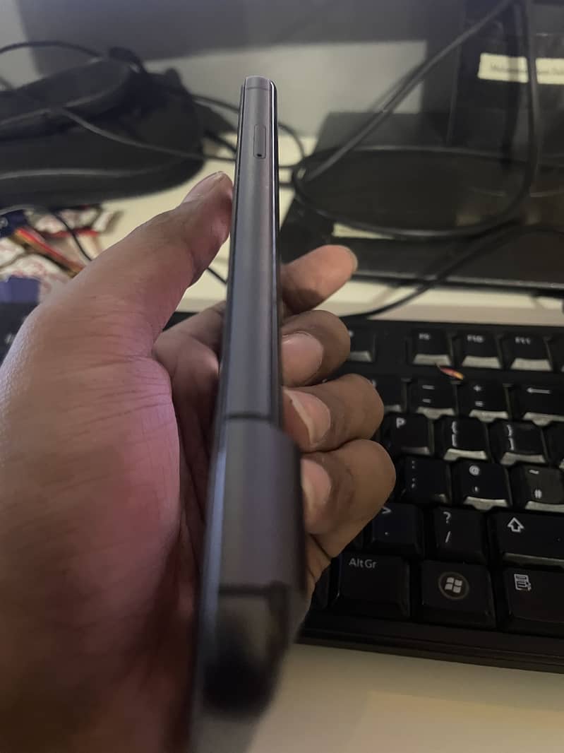 Google Pixel 8 6