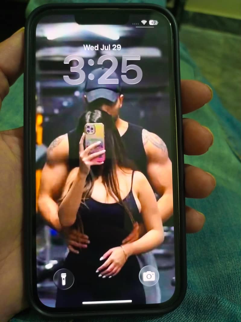Apple iPhone 13 1