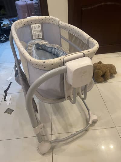 Mastela 3 in 1 cot with swing