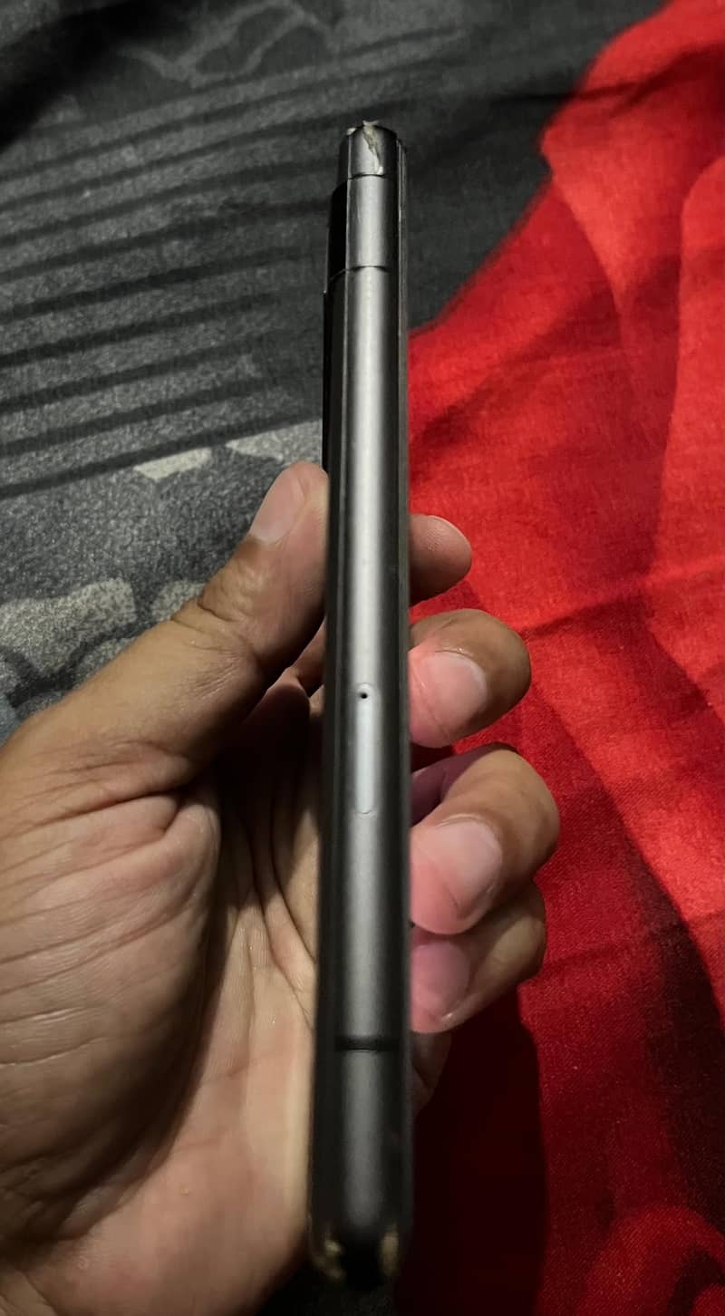 Google Pixel 7a 3