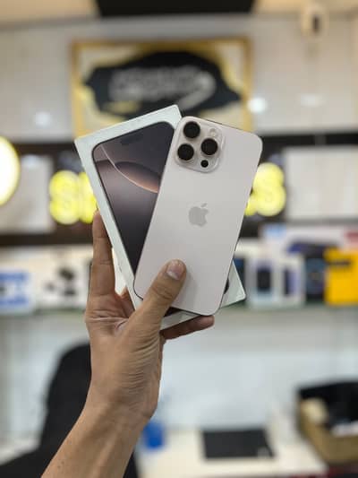 16 Pro Max 256 gb Factory Unlock LLA With Box