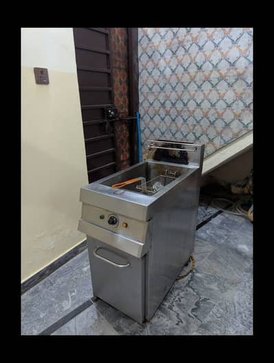 Commercial Stainless Steel Deep Fryer for Restaurant / Fast Food