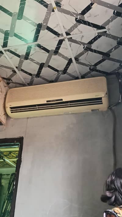 working 10/10 conditions 10/70