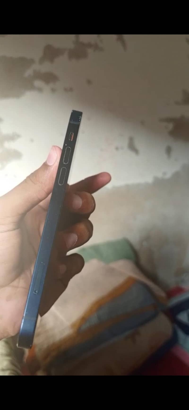 Apple iPhone 12 3