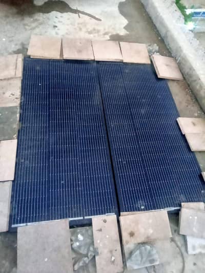 Solar plate With Battery