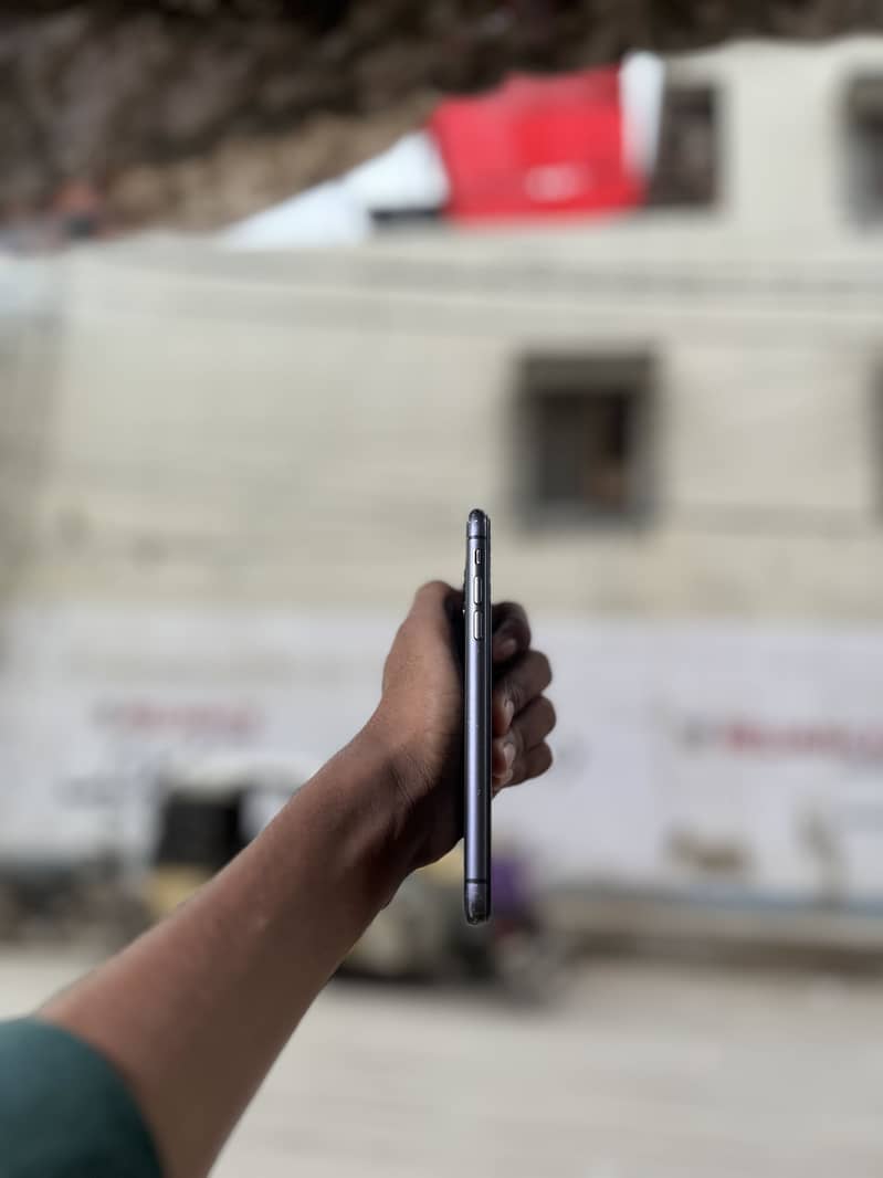 Apple iPhone 11 1