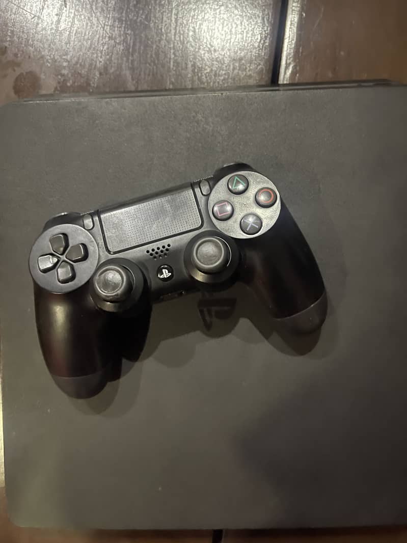 Ps4 slim 3