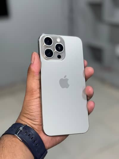 iPhone 15 Pro Max Urgent Sale