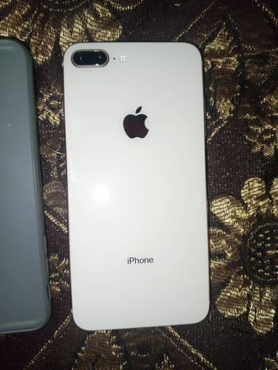 Apple iPhone 8 Plus