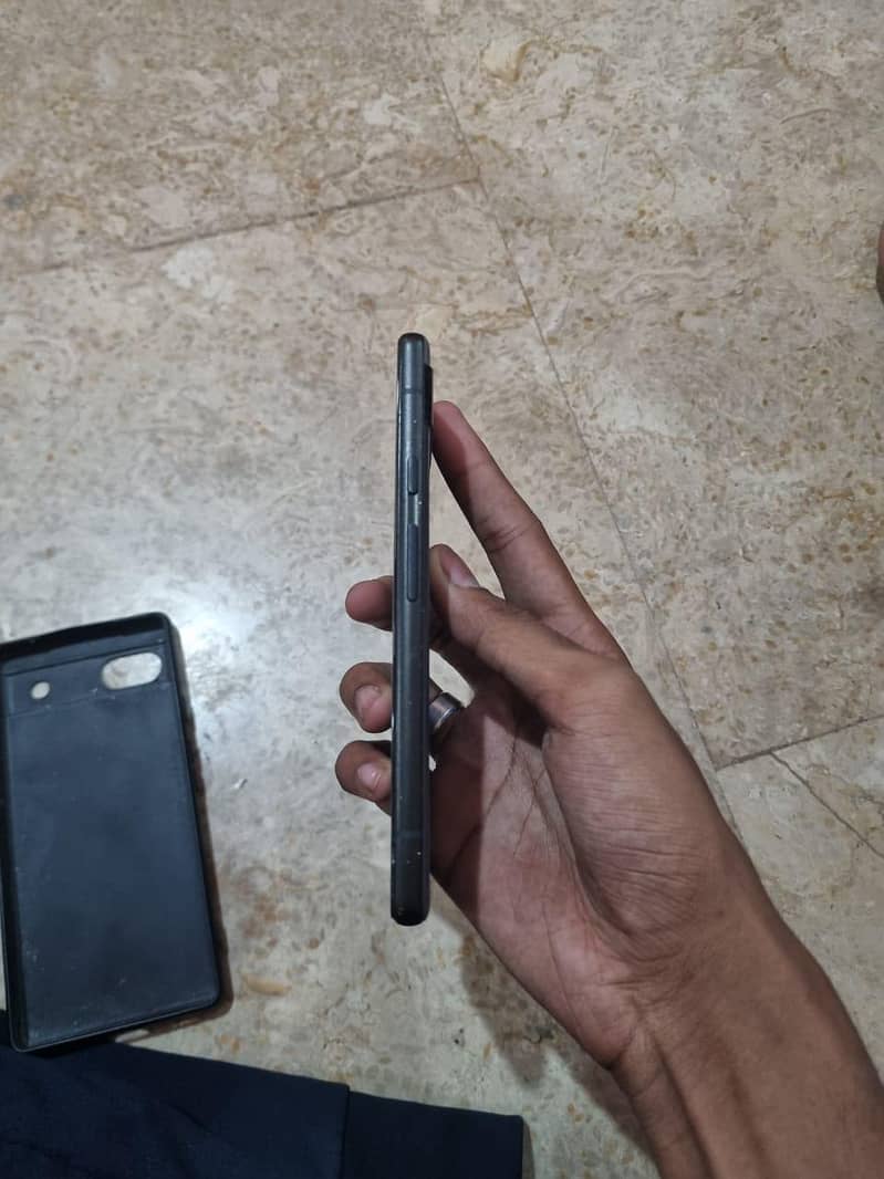 Google Pixel 6a 4