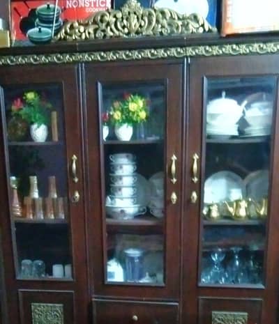 Showcase And Divider for Sell