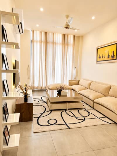 Per day apartment available luxury Furnished on f11