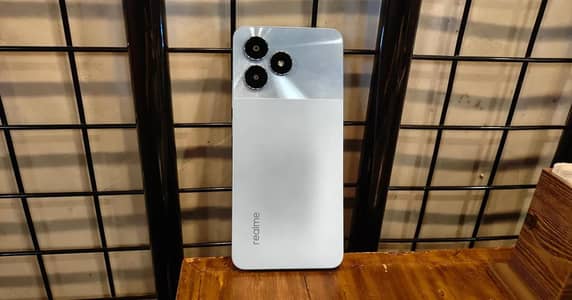 Realme Note 50