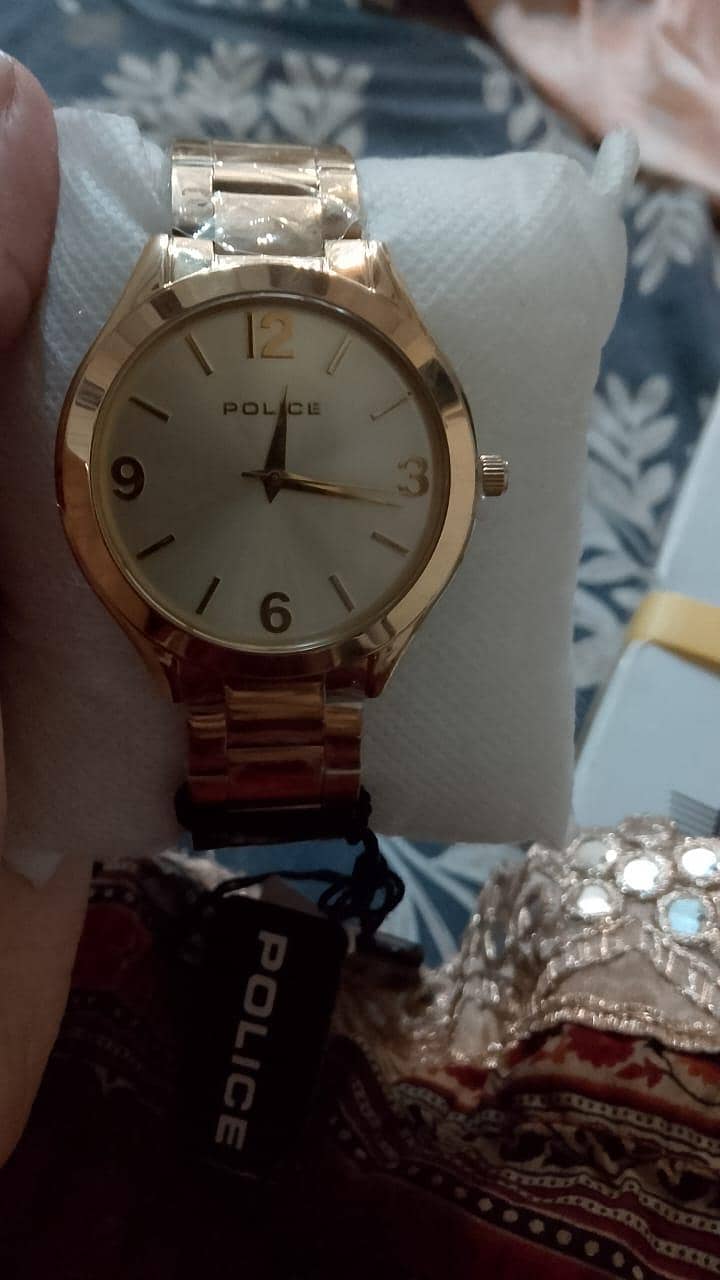men watch 0