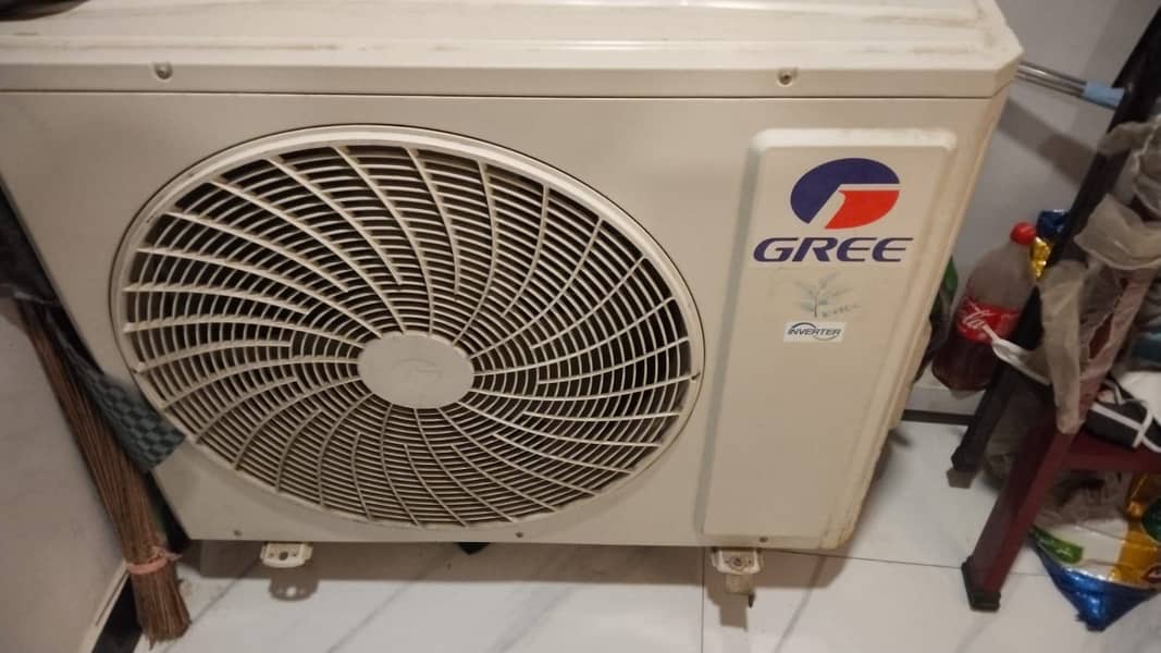 Gree stand-able ac 1