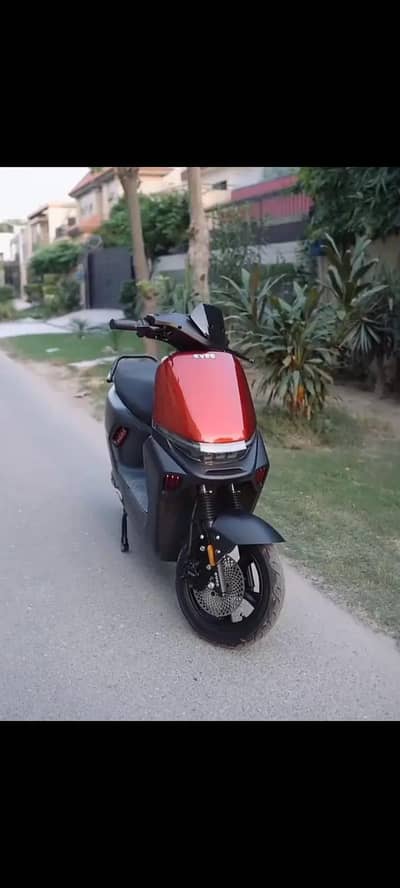 3 month use ha 4000 km use all ok emergency sale