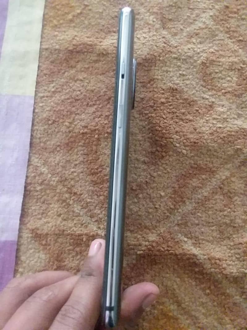 One Plus 7T 3