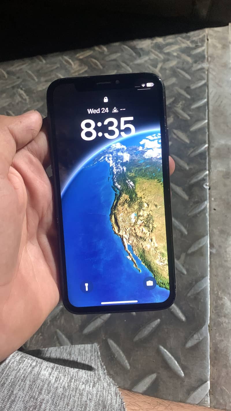 Apple iPhone X 3
