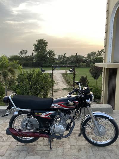 Honda CG125 2024 Model For Sale Brand New Condition
