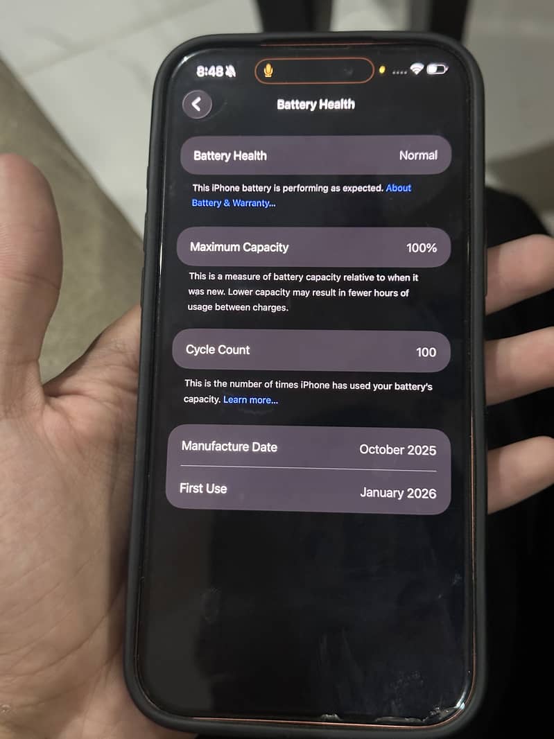 Apple iPhone 17 Pro Max 4