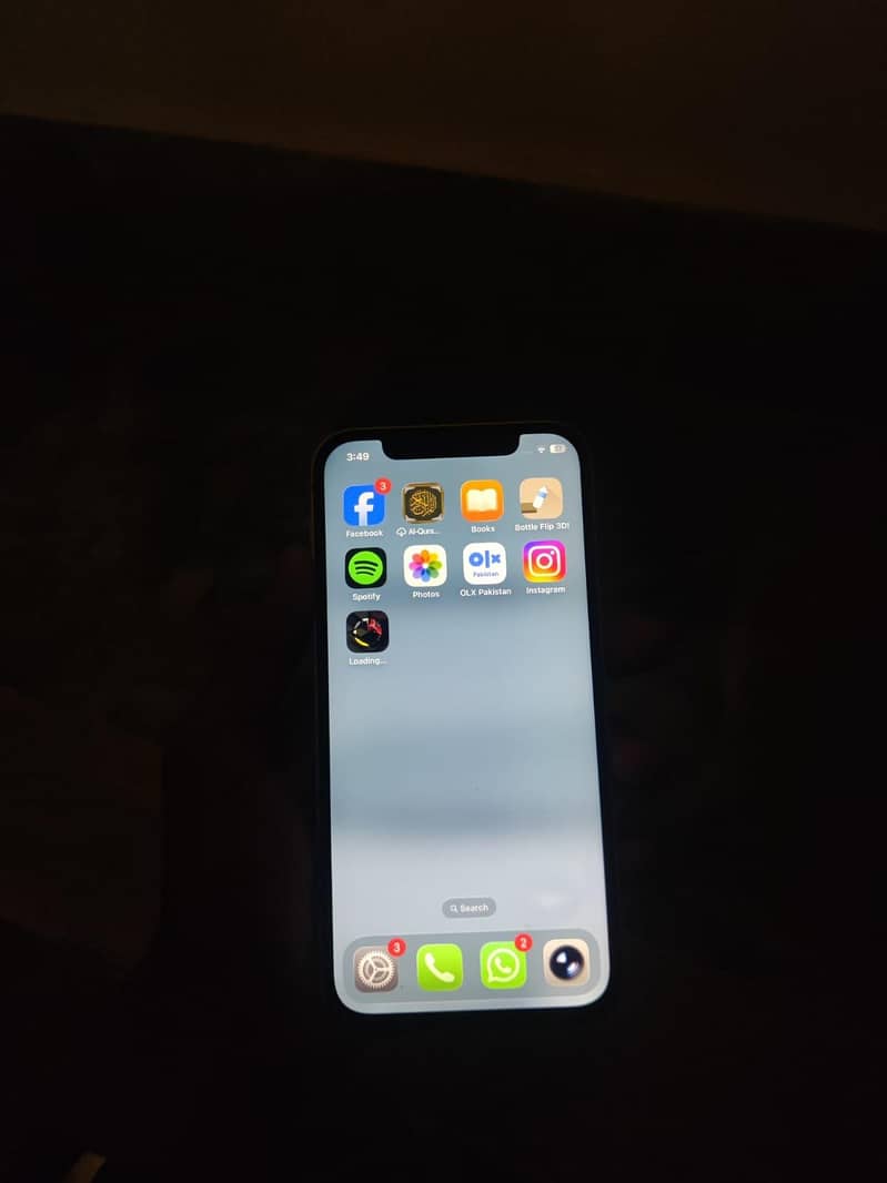 Apple iPhone 12 3